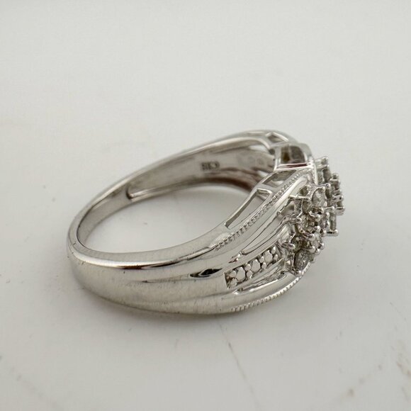 Beautiful 1/4 Carat Natural Diamond Triple Cluster Ring in Sterling Silver Size - Picture 9 of 16